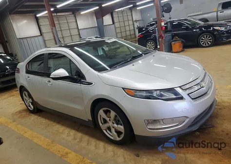 2012 Chevrolet Volt z USA, uszkodzony, nr VIN 1G1RB6E43CU111499